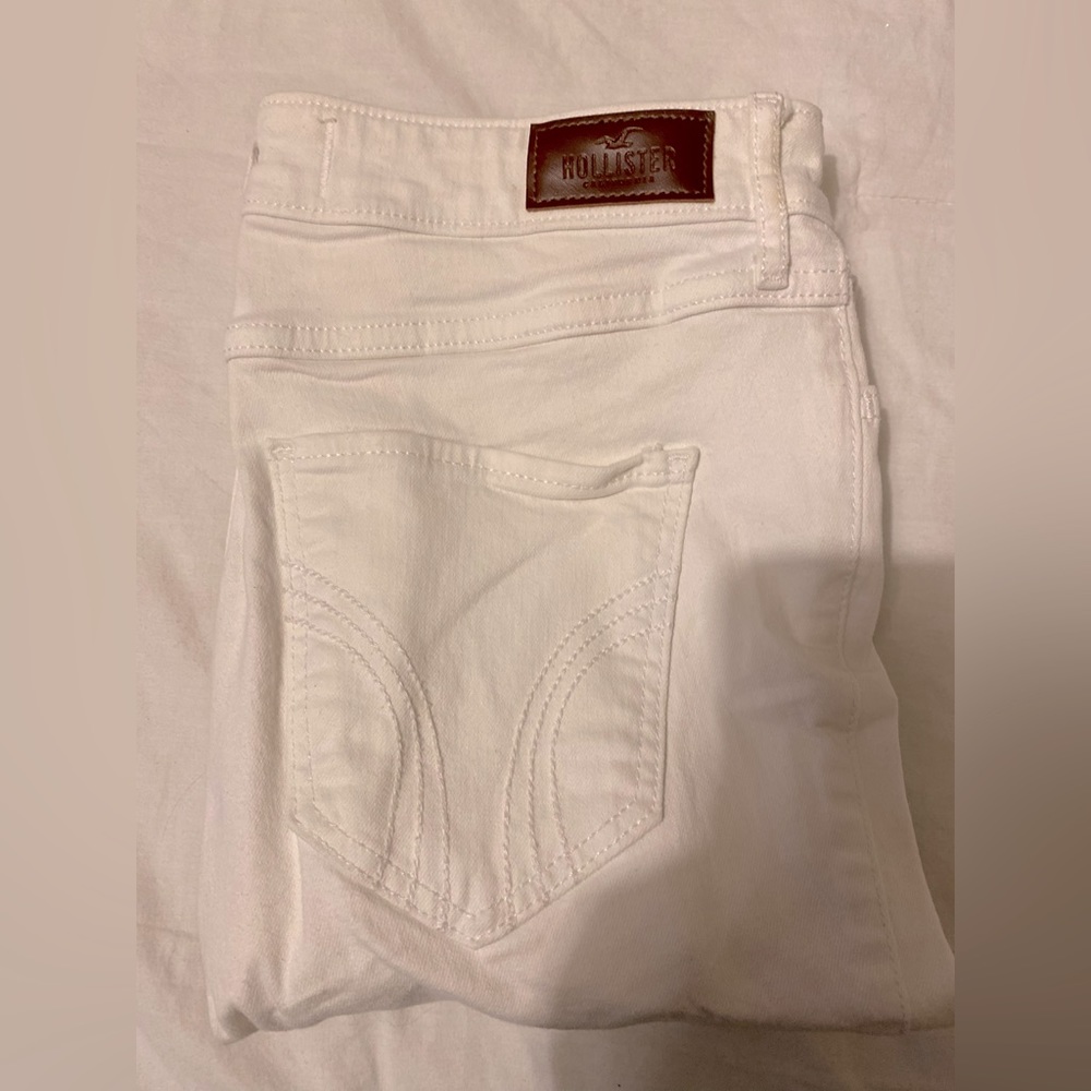 Basic white jeans